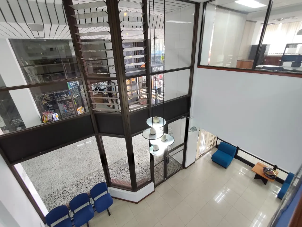 Local en Arriendo - Pereira, Pereira Carrera 8, 390,0 m² (foto 6) — CREBI