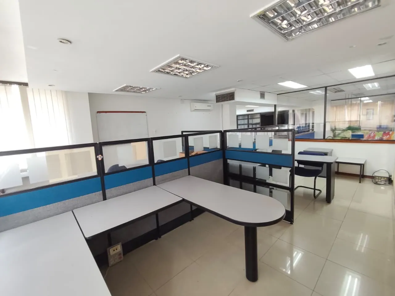 Local en Arriendo - Pereira, Pereira Carrera 8, 390,0 m² (foto 8) — CREBI