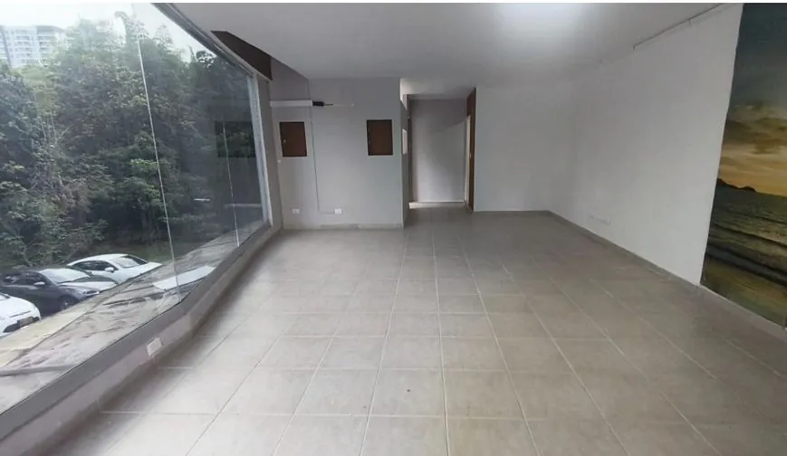 Local en Arriendo - Pereira, Pereira Calle 12, 42,0 m² (foto 4) — CREBI