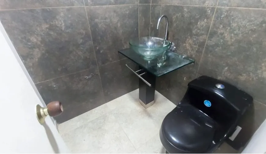 Local en Arriendo - Pereira, Pereira Calle 12, 42,0 m² (foto 3) — CREBI