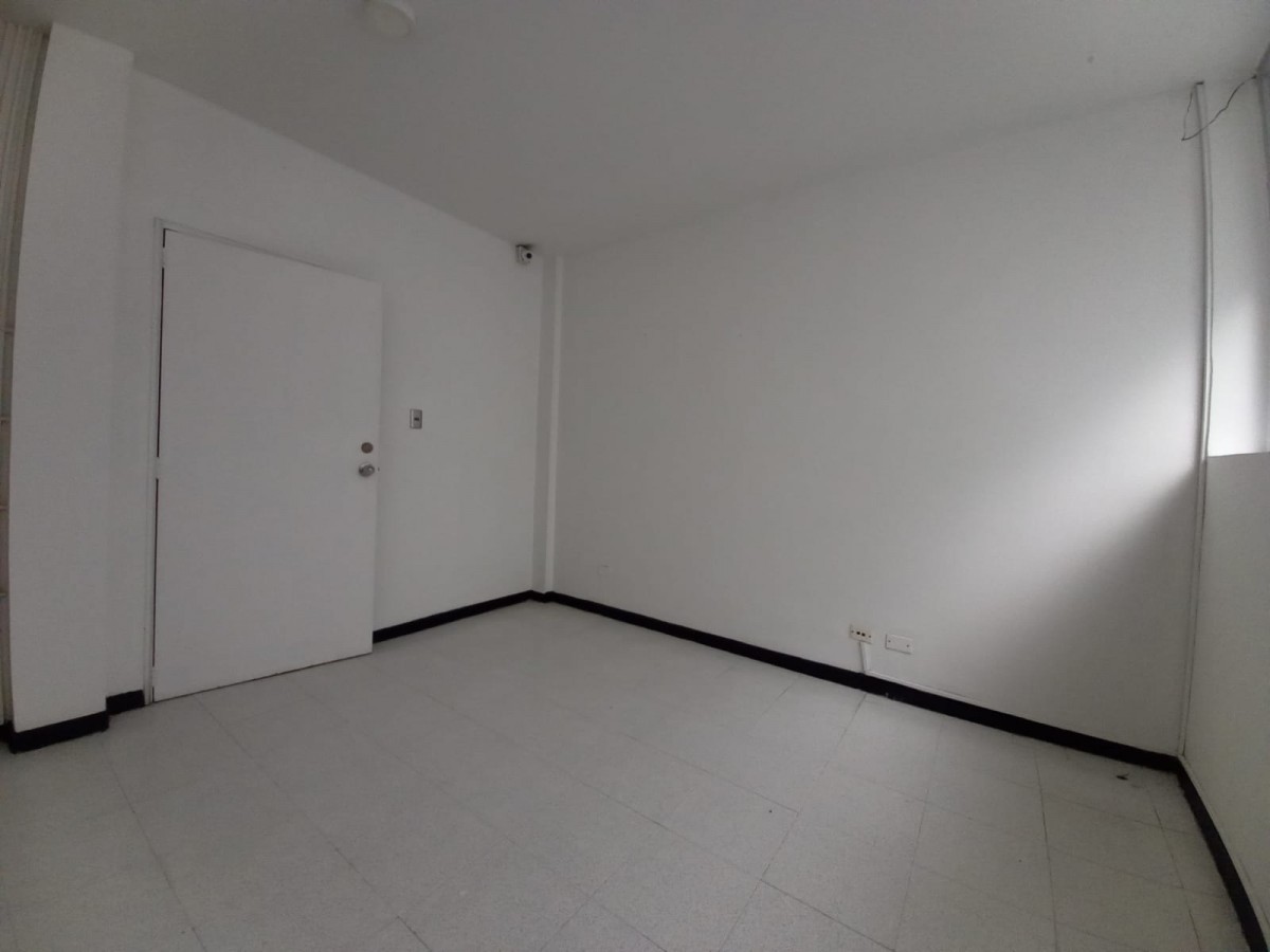 Consultorio en Venta - Centro, Pereira, 26,002 m² (foto 7) — CREBI