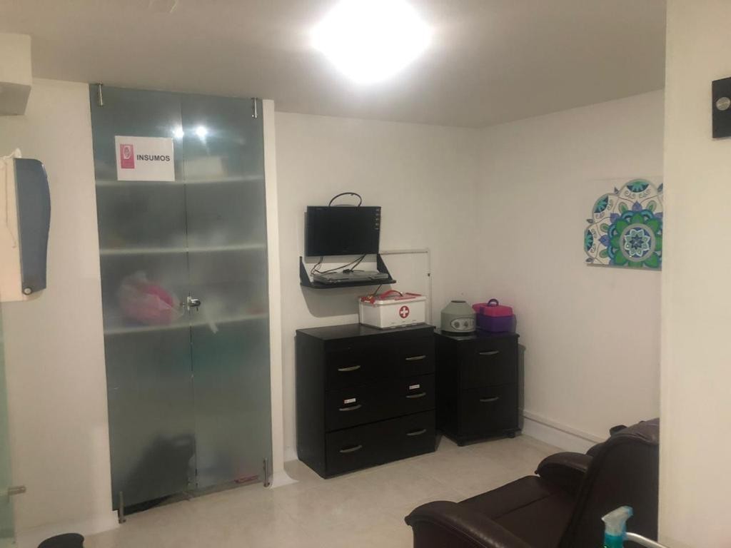 Consultorio en Venta - Pinares, Pereira, 92,002 m² (foto 8) — CREBI