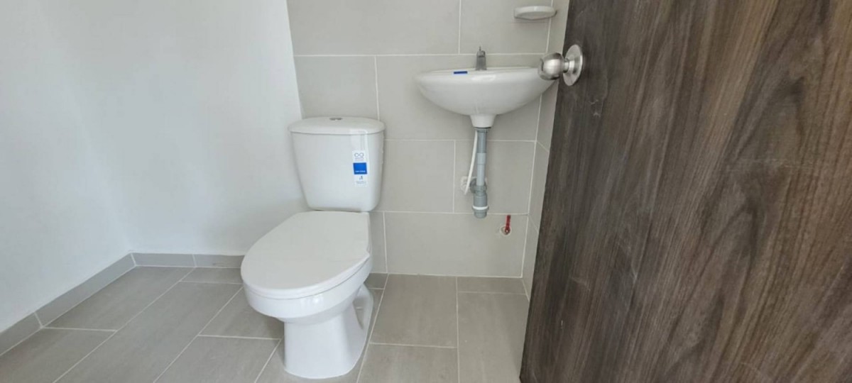 Local en Arriendo - Alamos, Pereira, 54,002 m² (foto 2) — CREBI