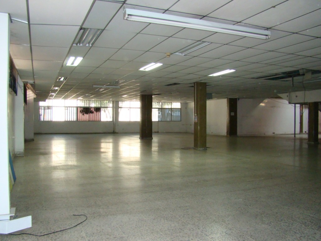 Local en Arriendo - Centro, Pereira, 1692,002 m² (foto 12) — CREBI