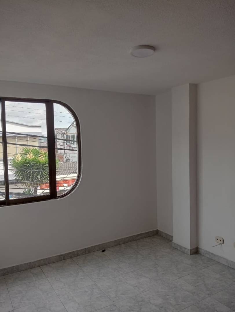 Local en Arriendo - Centro, Pereira, 170,002 m² (foto 10) — CREBI