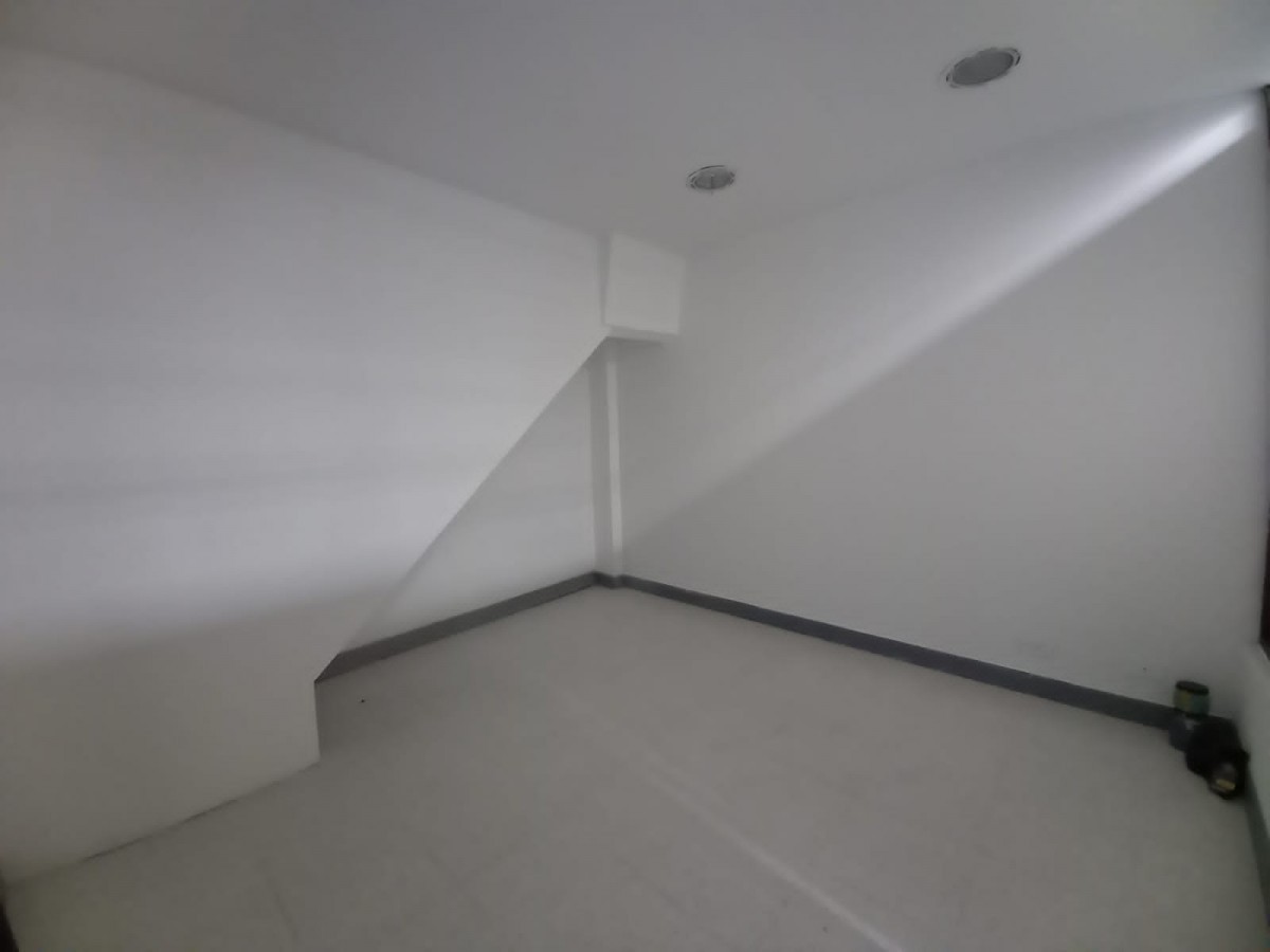 Local en Venta - Centro, Pereira, 44,002 m² (foto 4) — CREBI