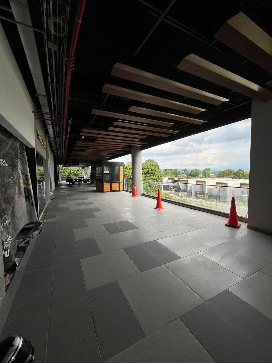 Local en Arriendo - Cerritos, Pereira, 33,002 m² (foto 6) — CREBI