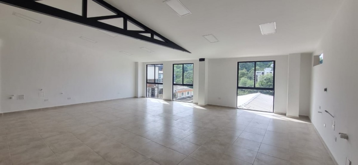 Local en Arriendo - Circunvalar, Pereira, 490,002 m² (foto 7) — CREBI
