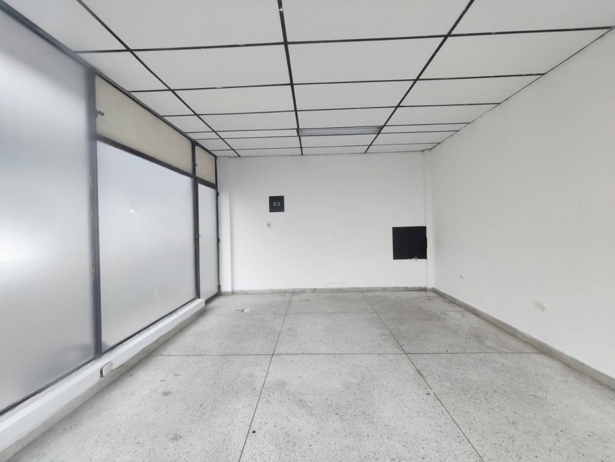 Local en Arriendo - Los Molinos, Dosquebradas, 60,002 m² (foto 2) — CREBI