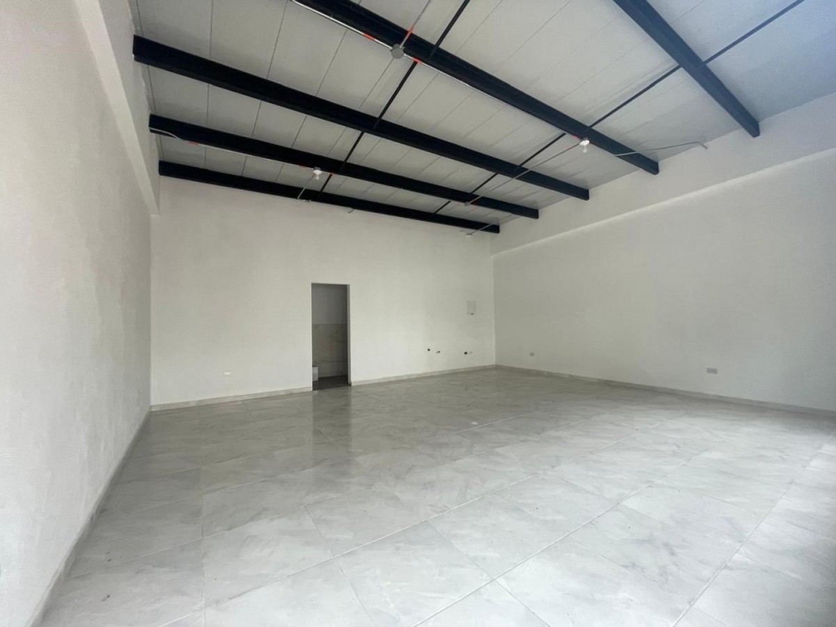 Local en Arriendo - Maraya, Pereira, 54,002 m² (foto 11) — CREBI