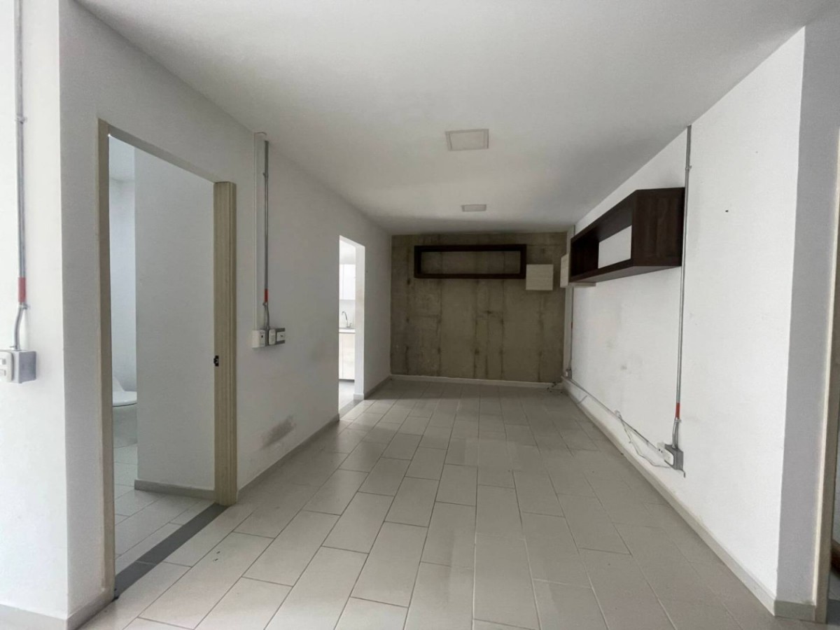 Local en Arriendo - Pinares, Pereira, 175,002 m² (foto 14) — CREBI