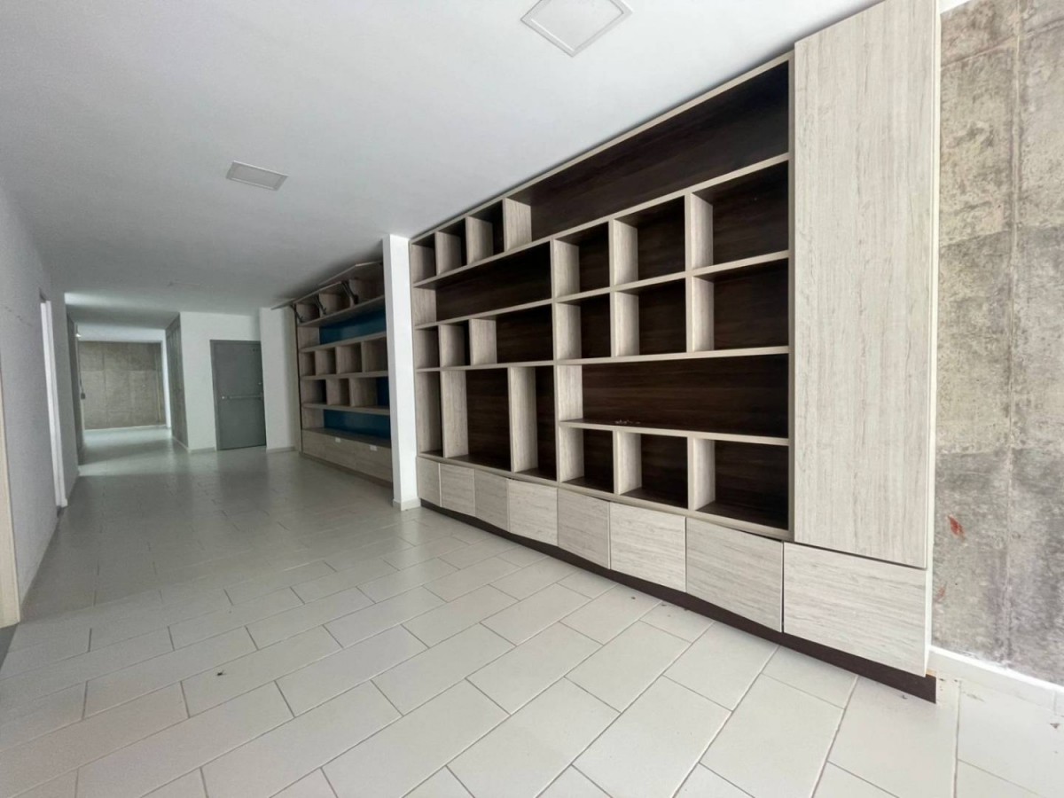 Local en Arriendo - Pinares, Pereira, 175,002 m² (foto 6) — CREBI