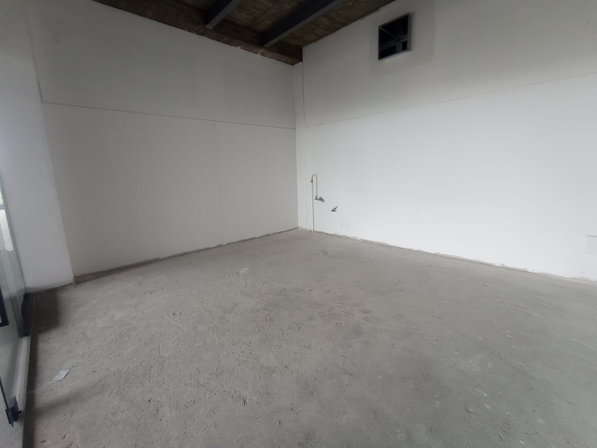 Local en Arriendo - Via Variante Condina, Pereira, 27,002 m² (foto 2) — CREBI